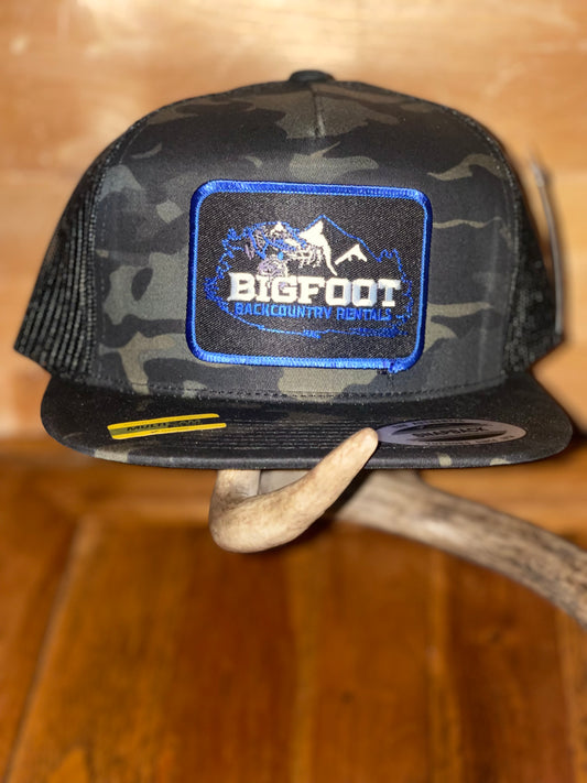 Black camo flat brim hat